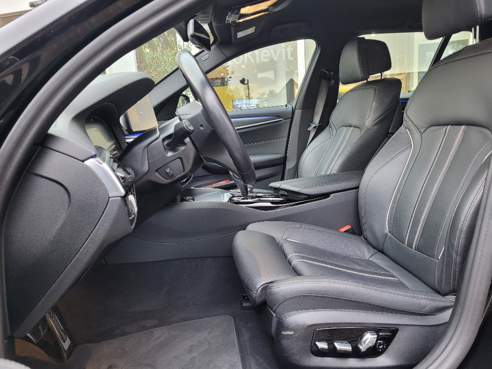 BMW 5 Serie touring 520i m-sport business edition plus - camera / trekhaak