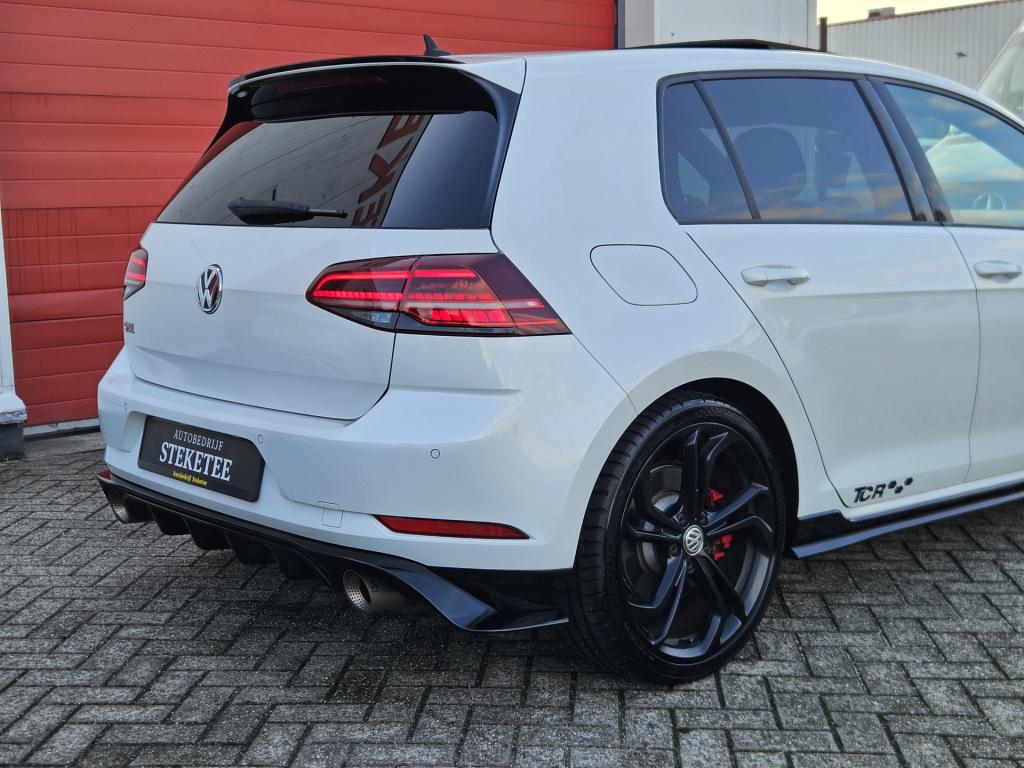 Volkswagen Golf 2.0 tsi gti tcr | akrapovic | pano | acc | rijklaar inclusi
