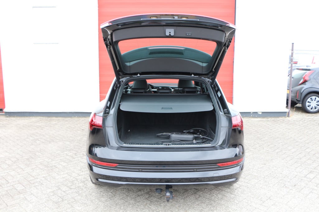 Audi E-tron 55 quattro 95 kwh s-line | full option