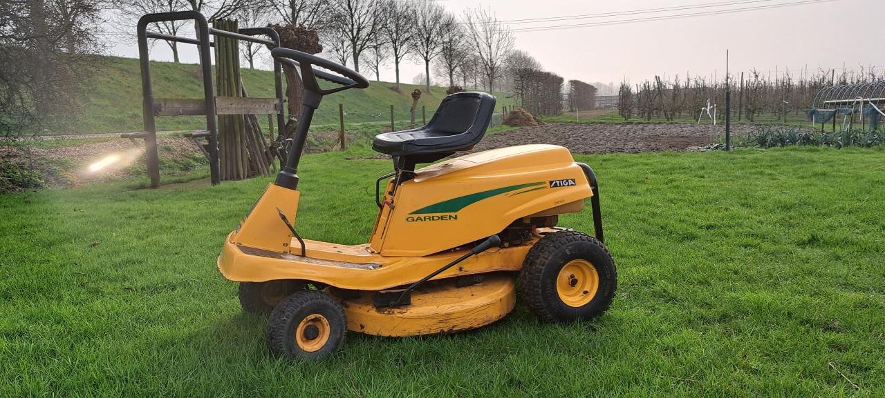 Te koop Stiga zitmaaier