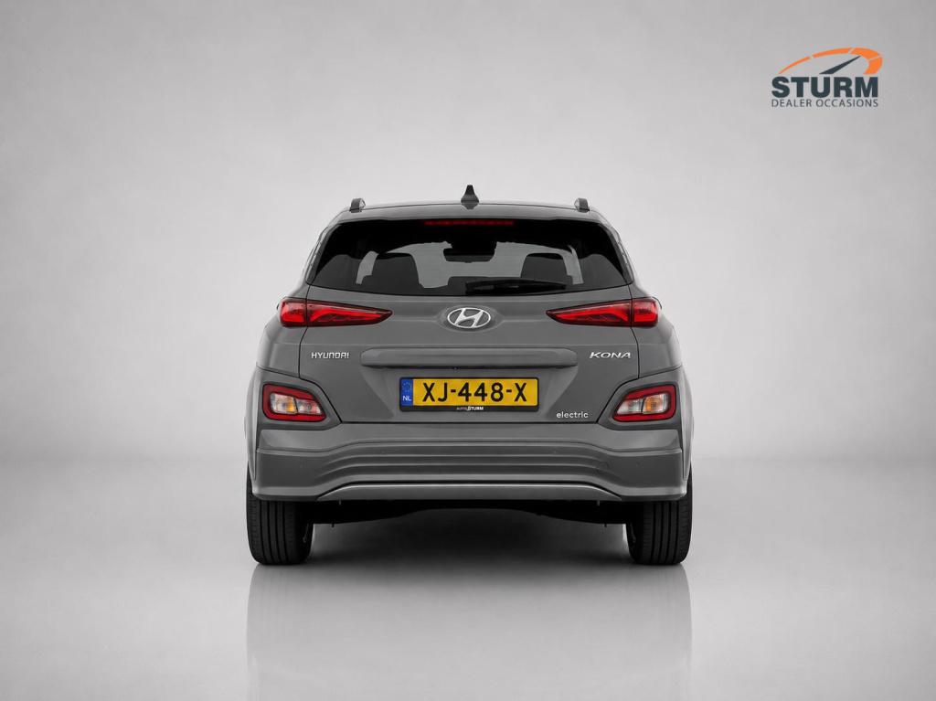 Hyundai Kona ev premium 64 kwh soh 95%