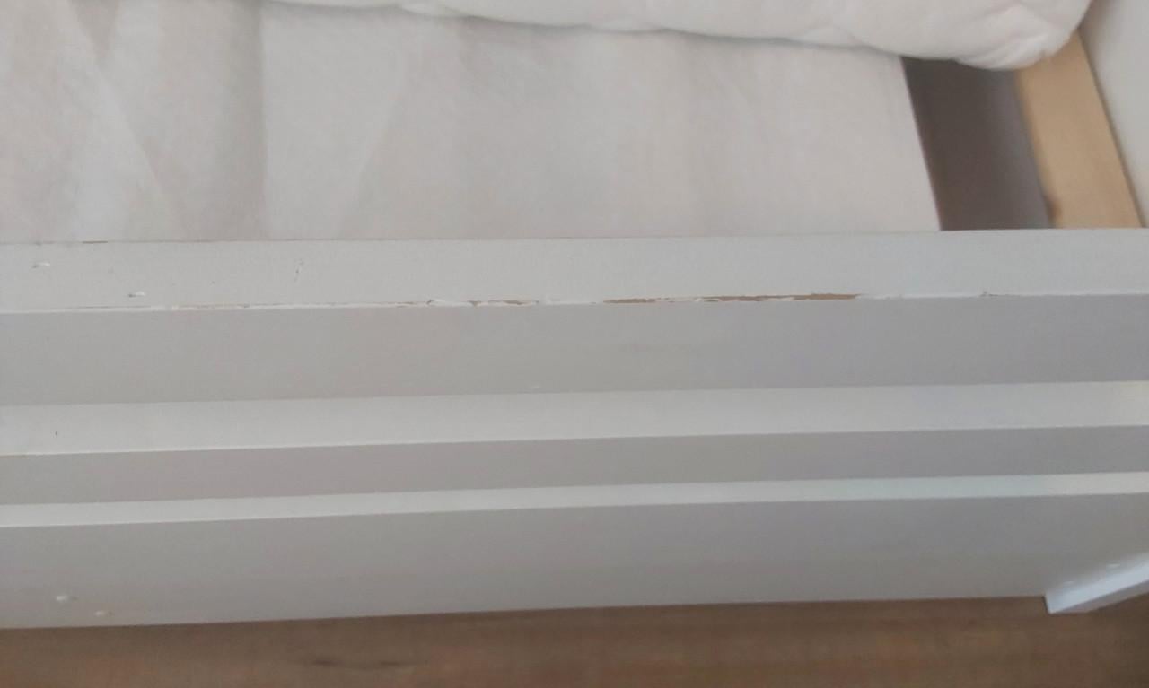 Compleet peuterbed met lade, matras, kussen, dekbed, hoeslakens,beschermers