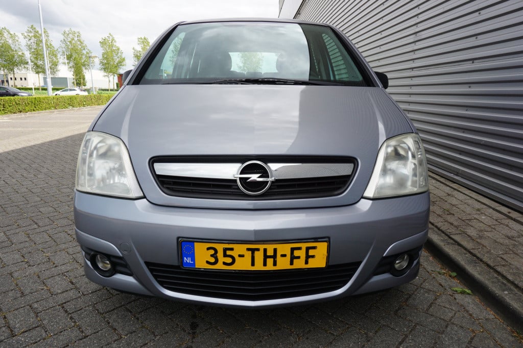 Opel Meriva 1.8-16v business airco / elektr. ramen / trekhaak / nap