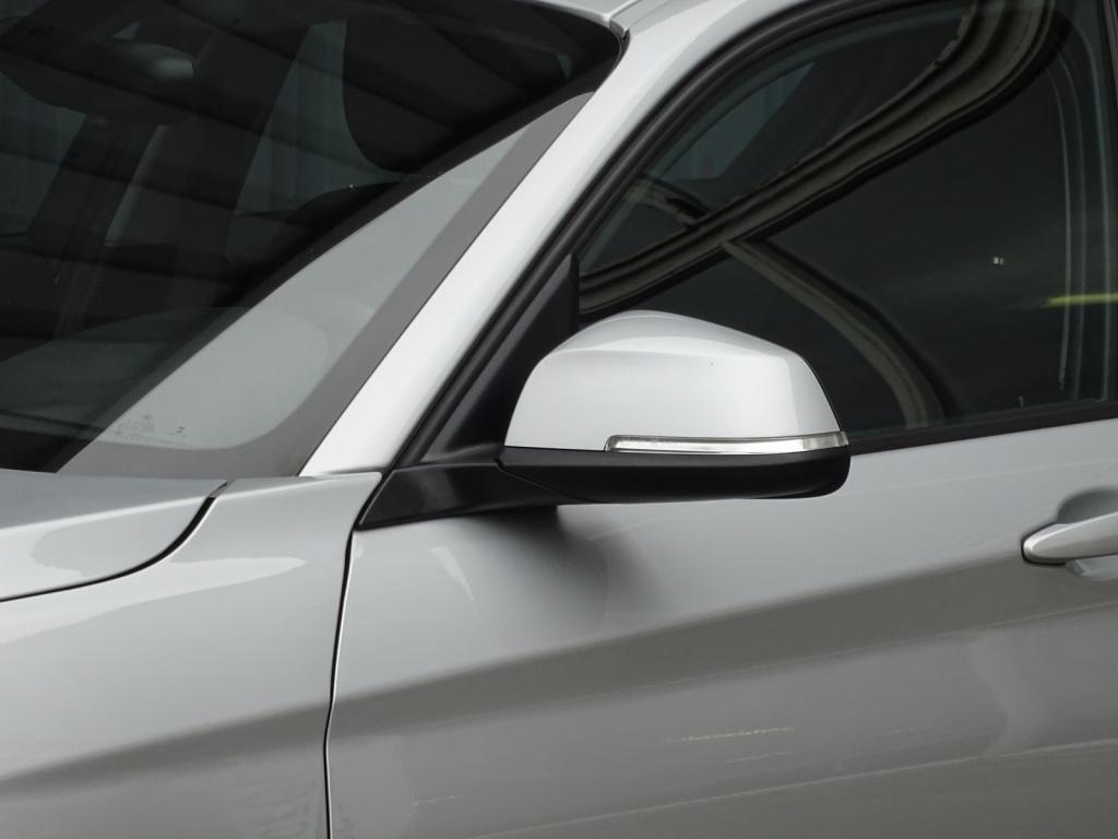 BMW 1 Serie 118i corporate lease essential automaat | led | navi