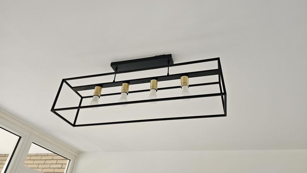 Plafondlamp zwart metaal lucide