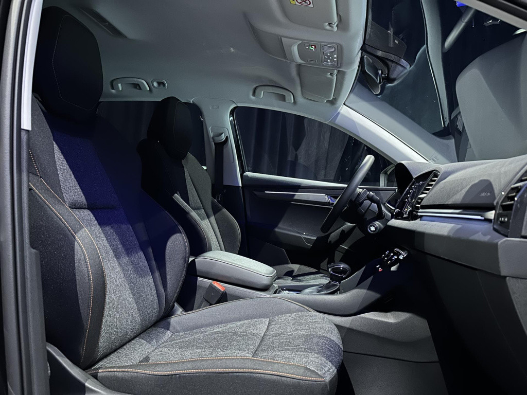 Skoda Karoq 1.5 tsi act business edition plus *led*appconnect*navi*virtual*