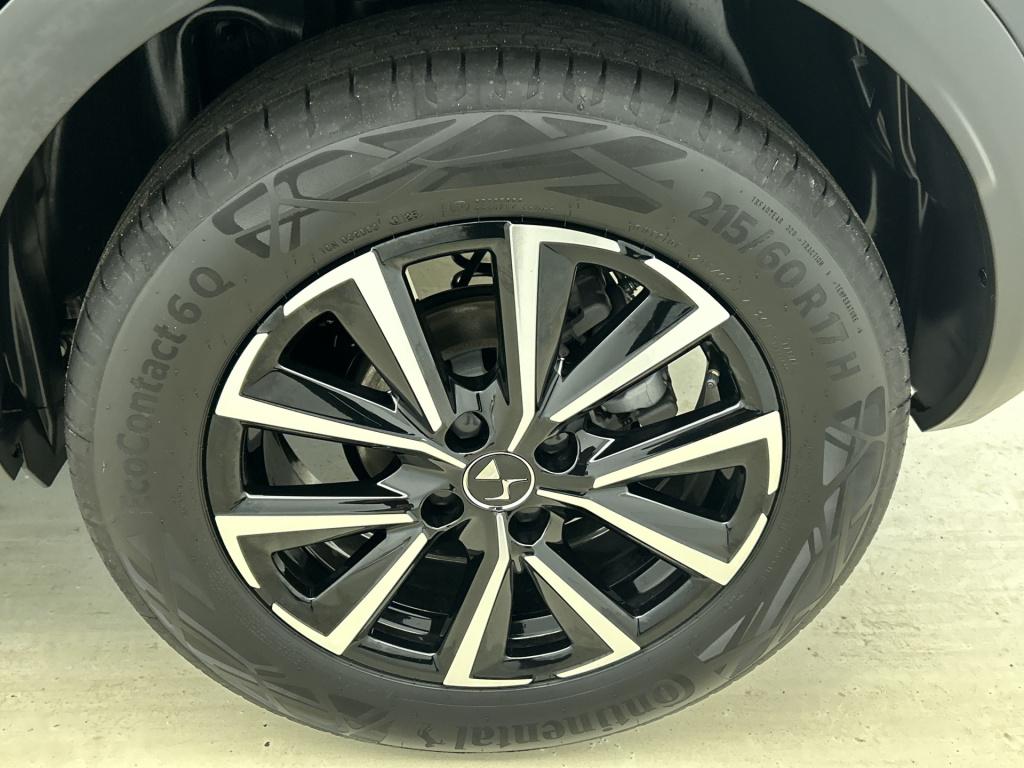 Ds Ds 3 hybrid 145 pk automaat ligne business | keyless entry | stoelverwar