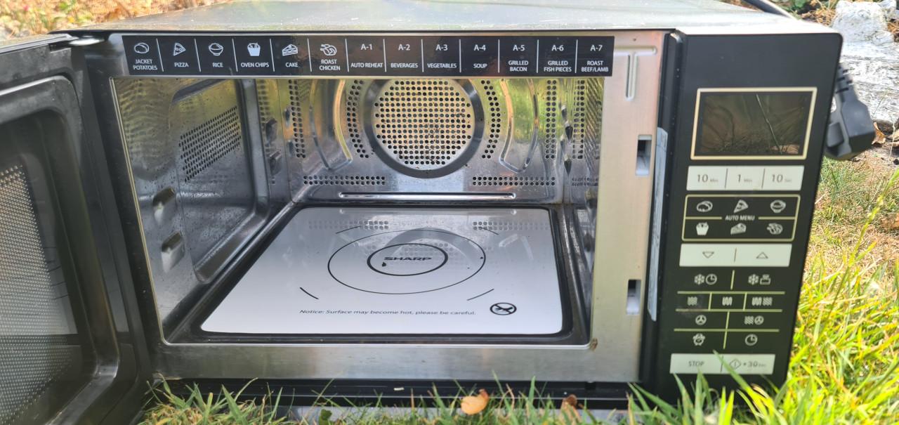 Combimagnetron met grill en heteluchtfunctie