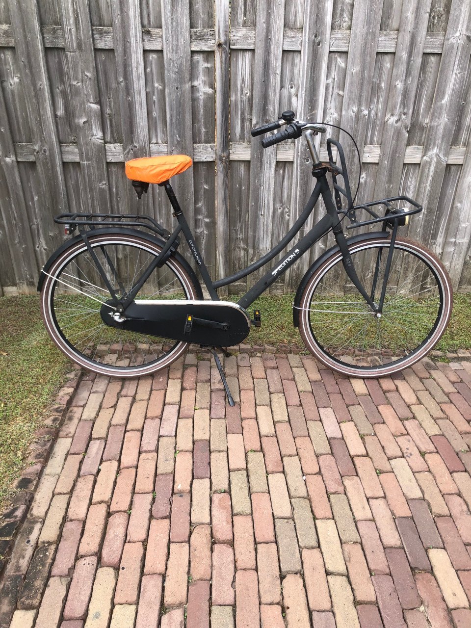 Omafiets met 3 versnellingen axa slot met 2 sleutels.