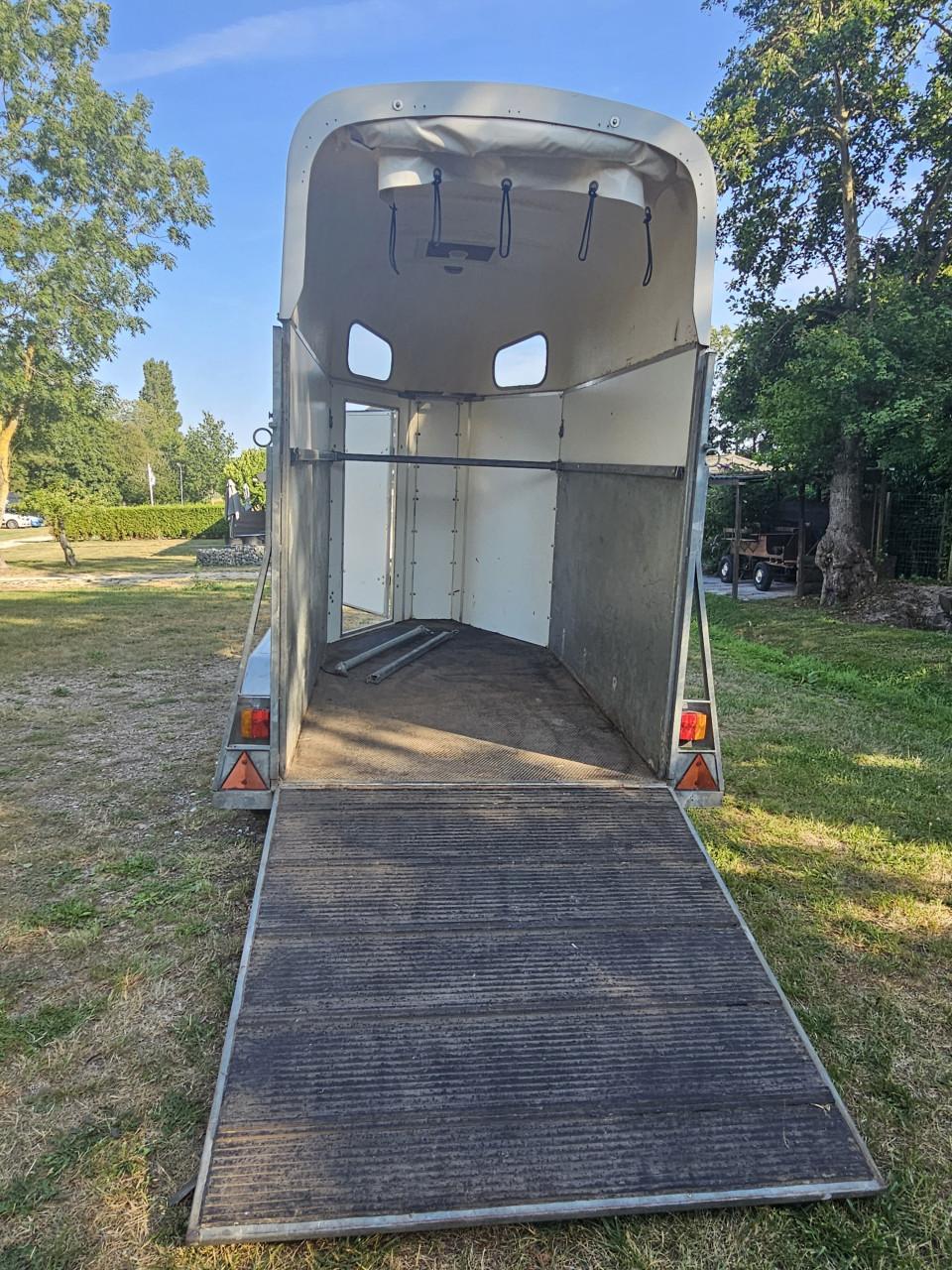 Wesco 1,5 paards trailer, direct inzetbaar!