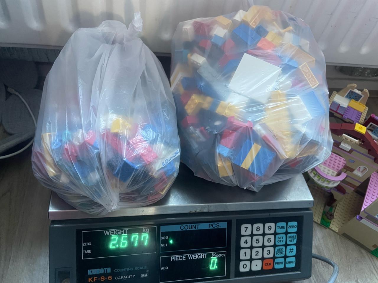 Veel lego friends en gewone lego