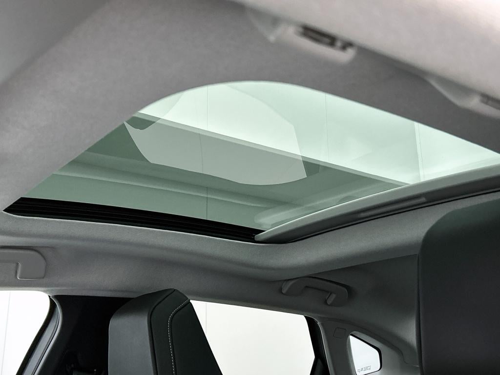 Citroen Ë-c4 X shine 50 kwh | panoramadak | head up display | rijklaar |