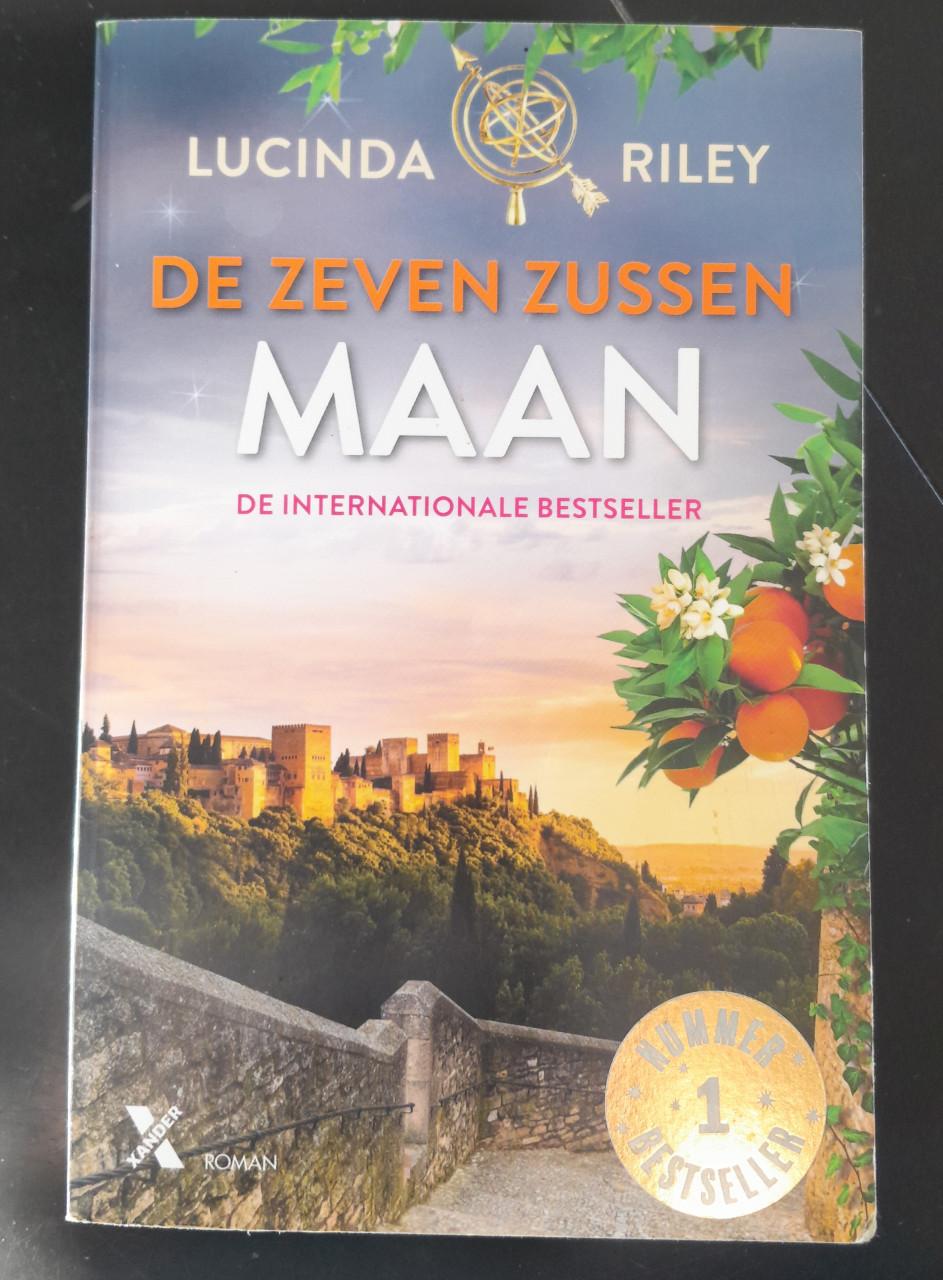 Serie De zeven zussen van Lucinda Riley.