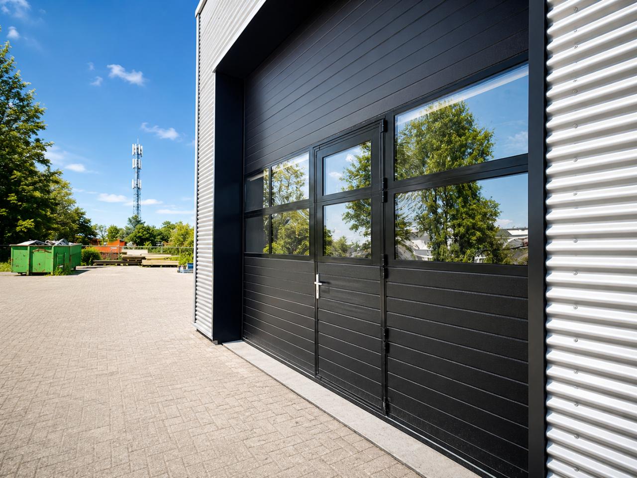 Te koop l Bedrijfspand met buitenterrein in Koudekerke