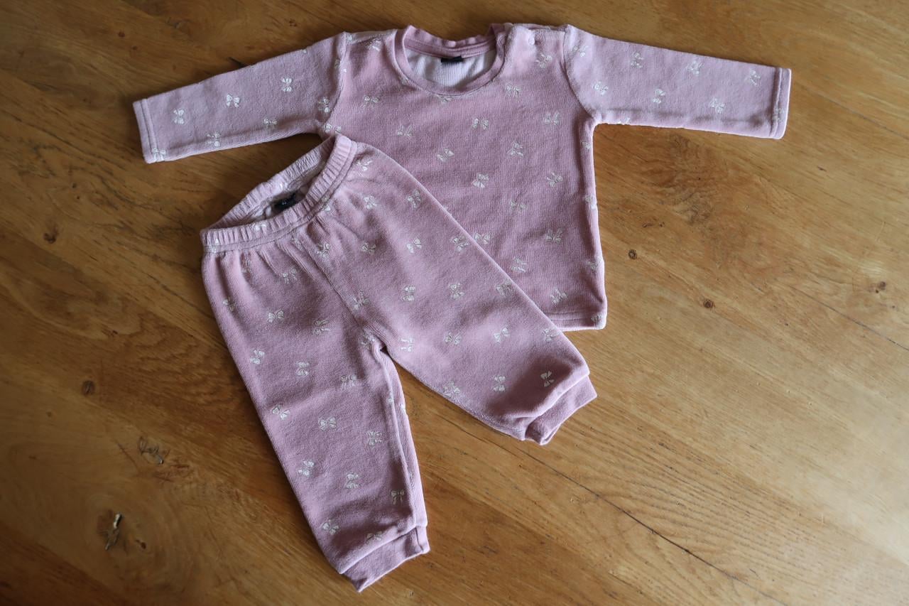 Setjes baby (meisjes) kleding in maatje 62/68 voor €2,00 per setje