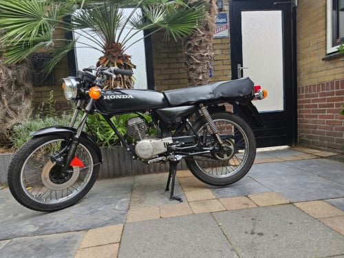 Honda cb50