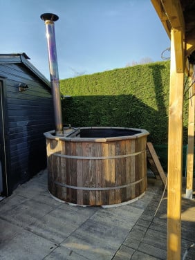 Hottub hout gestookt