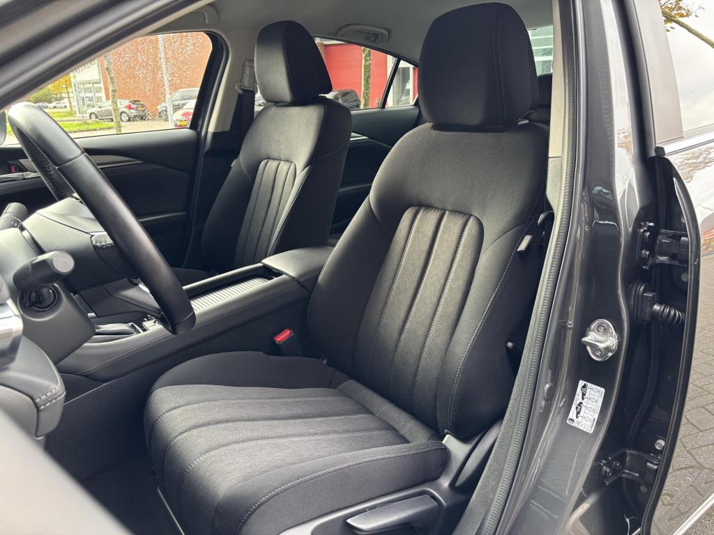 Mazda 6 2.0 skyactiv-g 165 centre-line automaat, nl-auto!