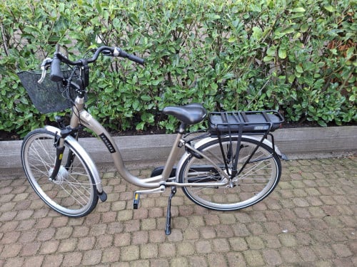 Electrische fiets, lage instap. Roosendaal