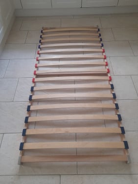 Lattenbodem 90 x 200 (in goede staat )