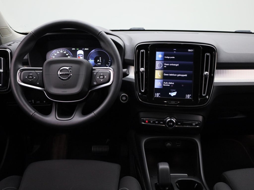 Volvo XC40 1.5 t5 recharge inscription expression | navigatie | camera | cl