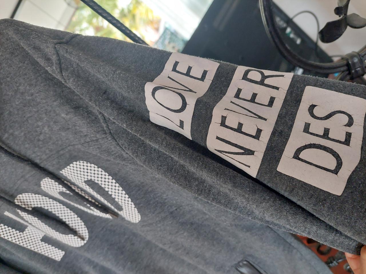 Grijze unisex Hoody mt xxl met applicatie