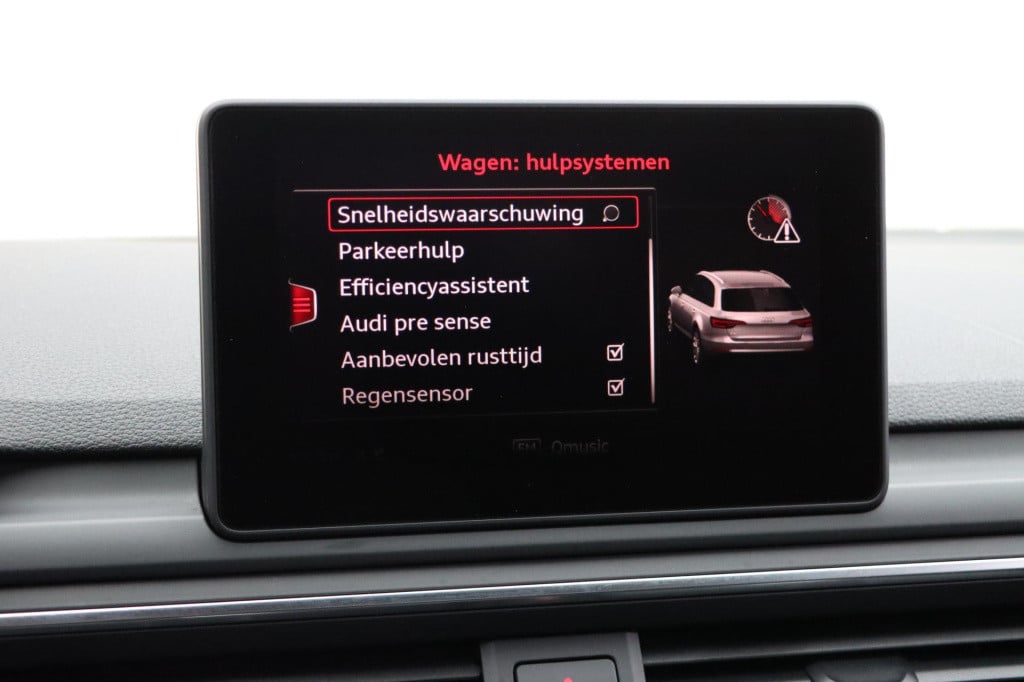 Audi A4 avant 35 tfsi s line black edition 150pk s-tronic