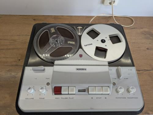 Philips bandrecorder EL3549 uit 1962