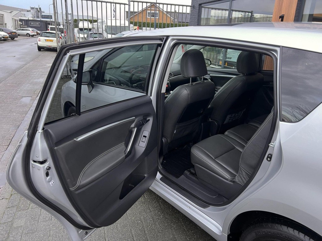 Toyota Corolla Verso 1.6 vvt-i business