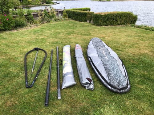 Mooie windsurf set compleet, 2 zeilen.