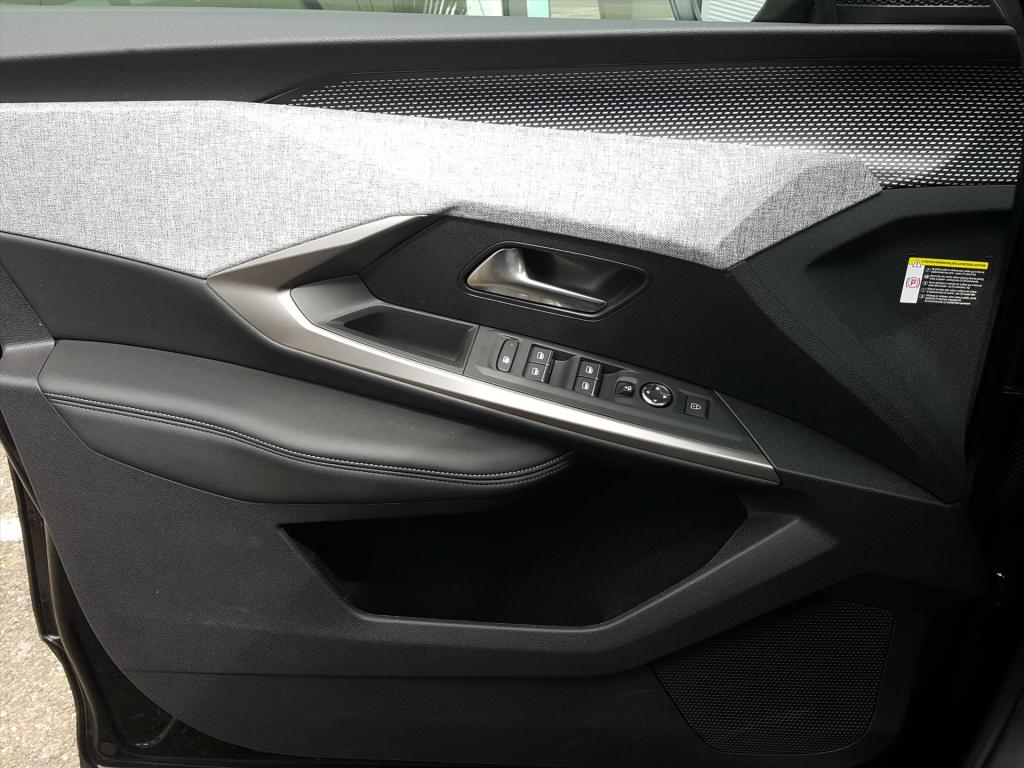Peugeot E-3008 ev 73 kwh 210pk gt avantage apple carplay & android auto | n