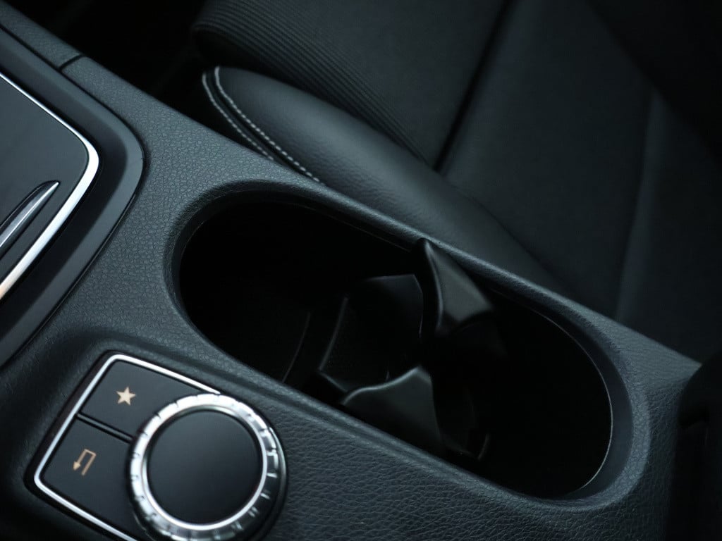 Mercedes-Benz B-Klasse 180 ambition | trekhaak | parkeersensoren | inclusie