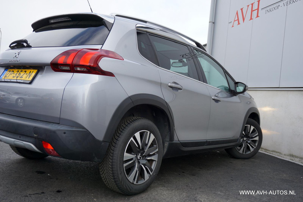Peugeot 2008 1.6 bluehdi allure