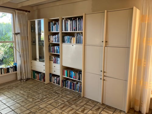 Grote mooie wandkast (creme kleurig)