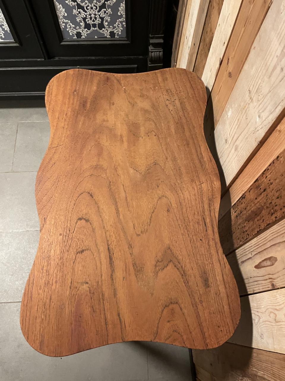 Uniek vintage bijzettafeltje