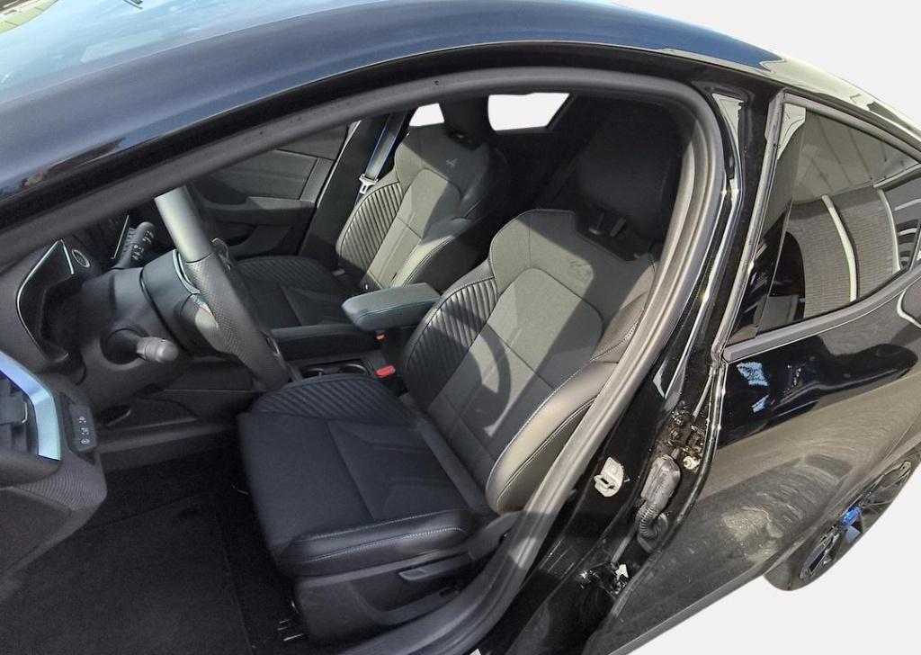 Renault Clio 1.6 e-tech full hybrid 145 esprit alpine demo