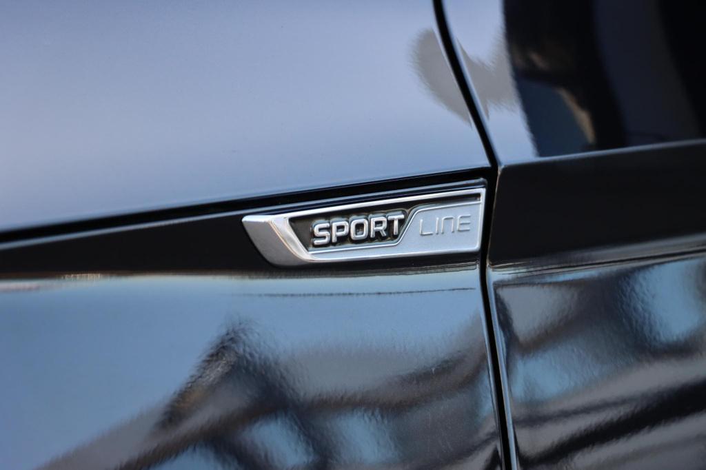 Skoda Superb combi 1.4 tsi iv sportline business 218pk dsg6 | soh 94,3% |