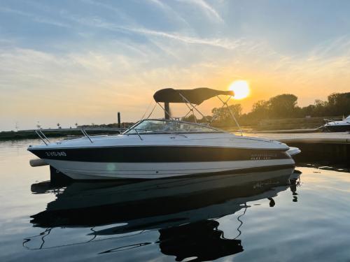 Speedboot Monterey 214 FSC
