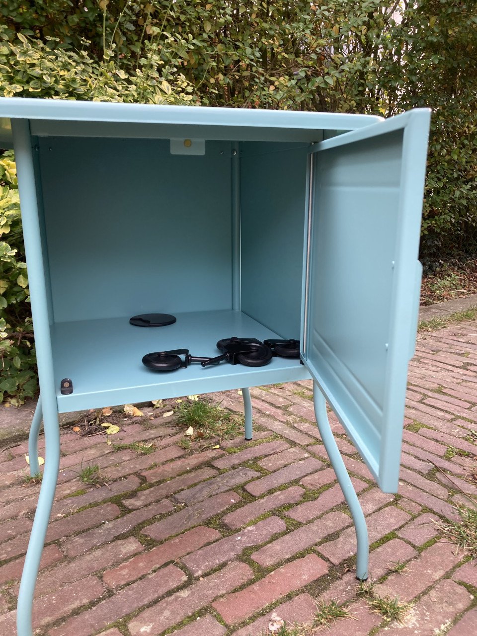 Blikvanger: IKEA VETTRE Nachtkastje (mintgroen/turquoise)