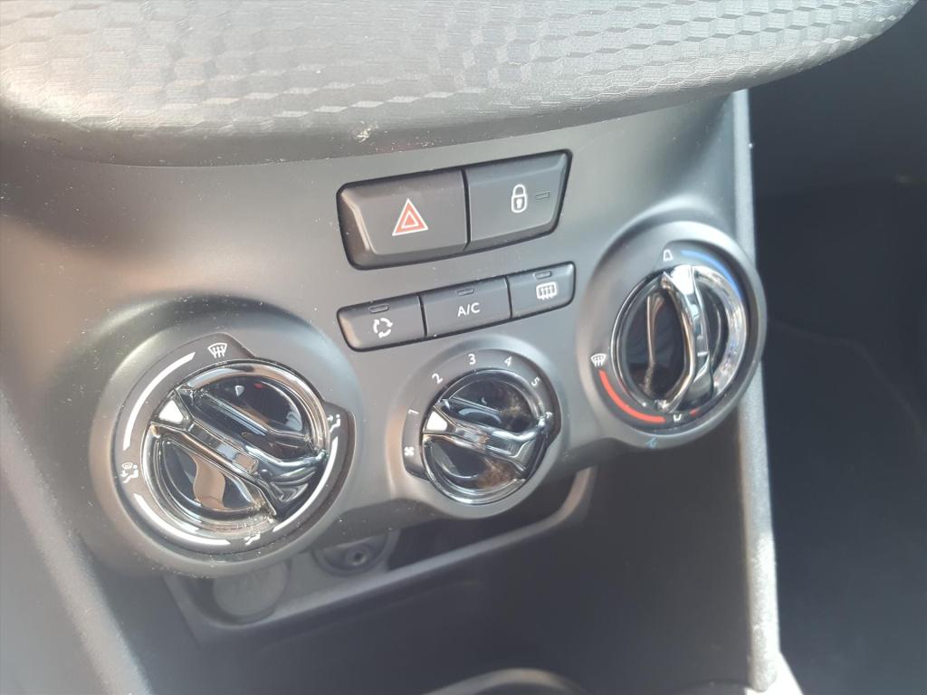 Peugeot 2008 blue lion 1.2 puretech-110pk navigatie | cruise control | airc