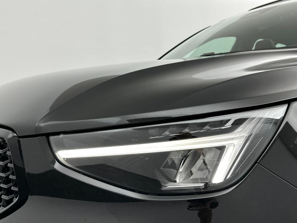 Volvo XC40 b4 plus black edition lounge 360 camera