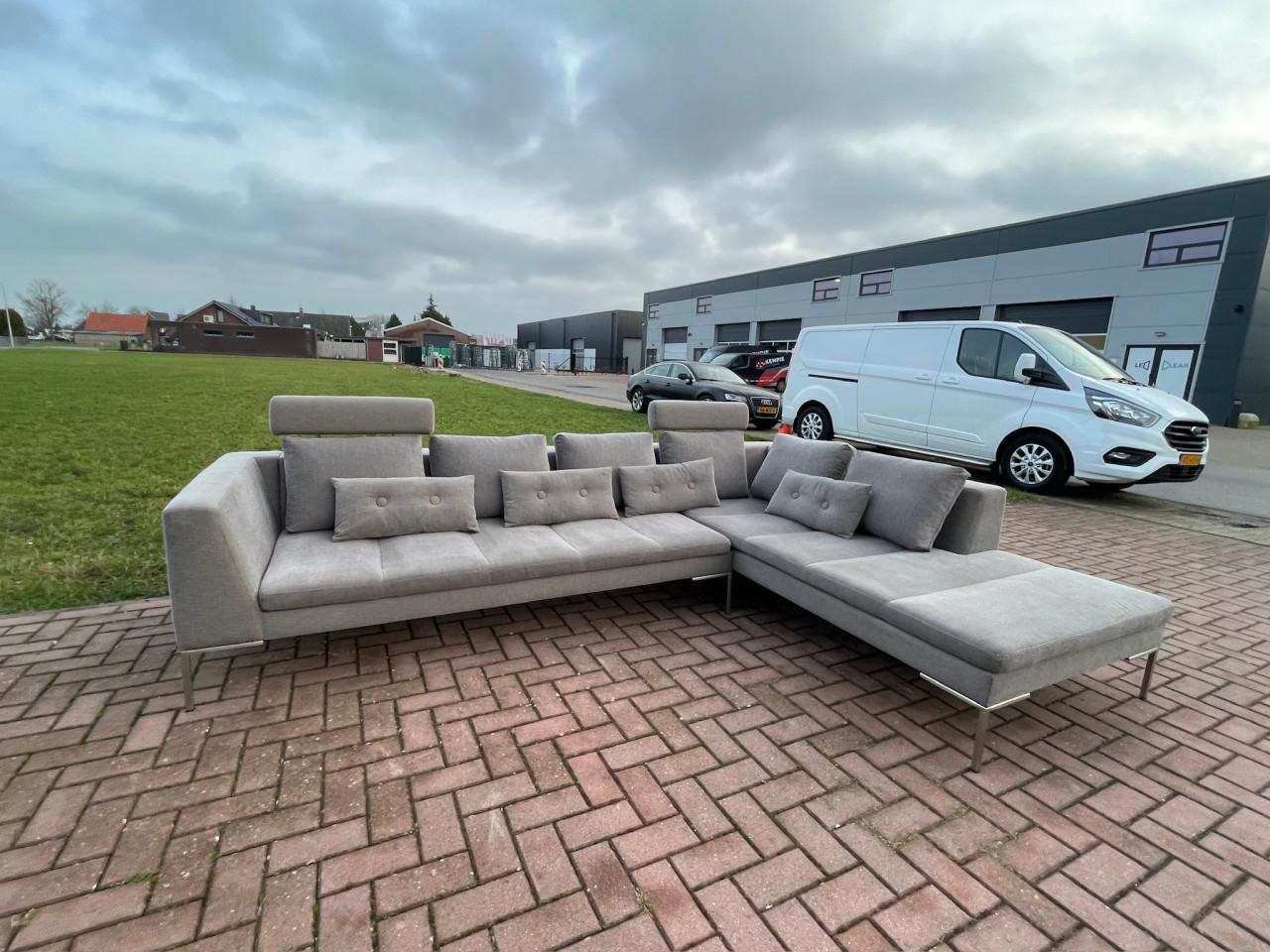 Montèl Tristan Taupe Hoekbank-Diepe Lounge Zit-Tijdloos Modern Design