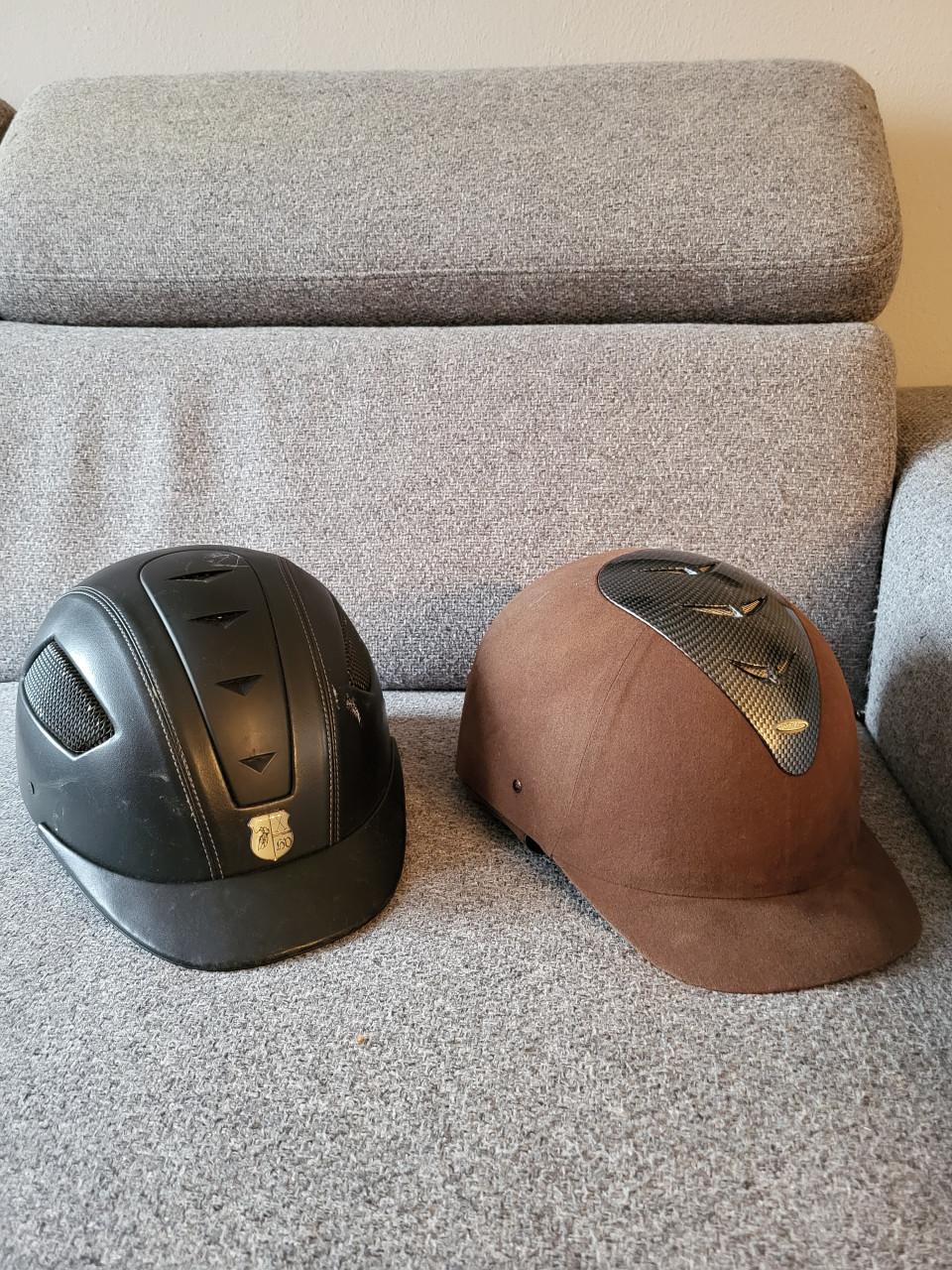 2 x cap   1 x hv polo    1xhorka