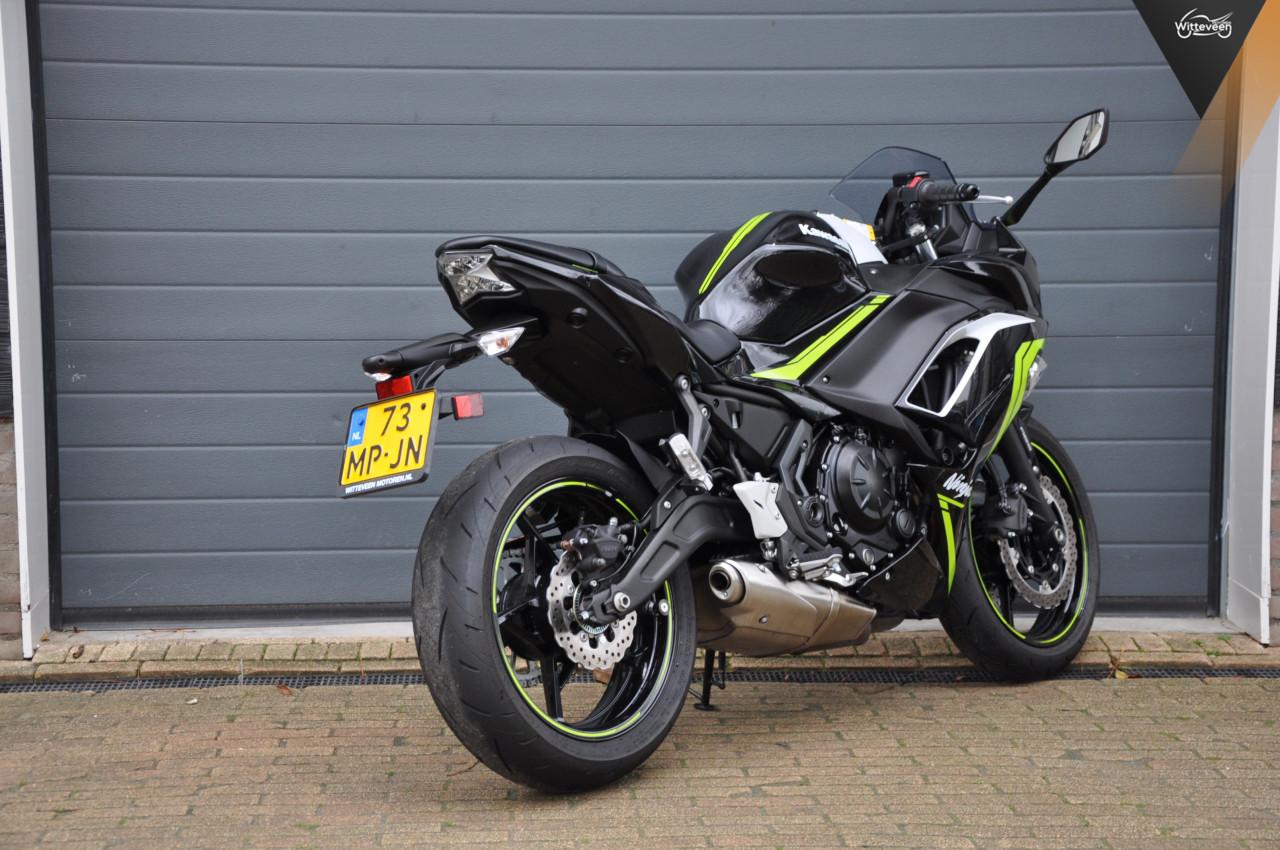 Kawasaki Ninja 650 KRT 1673 kilometers!