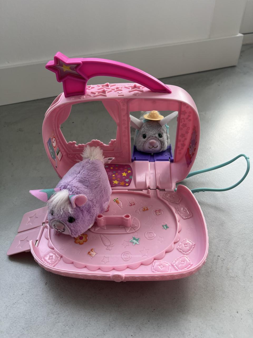 Te koop: Hasbro Furry Fernzies speelstad + Accesoires