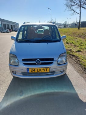 Opel agila bj 2003 1250 euro