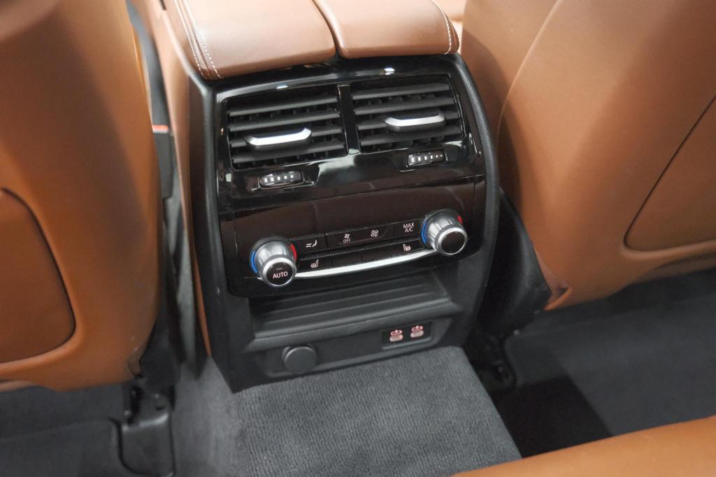 BMW 5 Serie 545e xdrive business edition plus | m sportpakket | driving ass