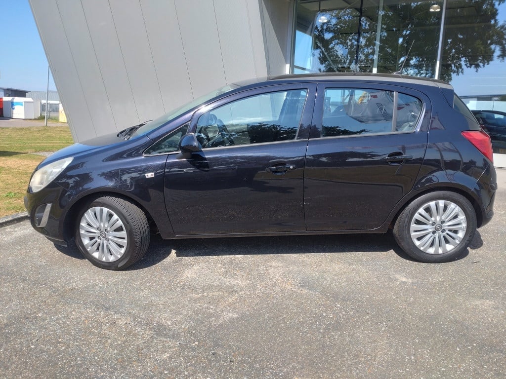 Opel Corsa 1.4-16v edition