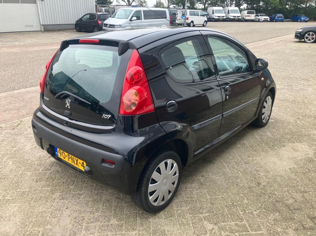 Peugeot 107 1.0-12v millesim 200 airco