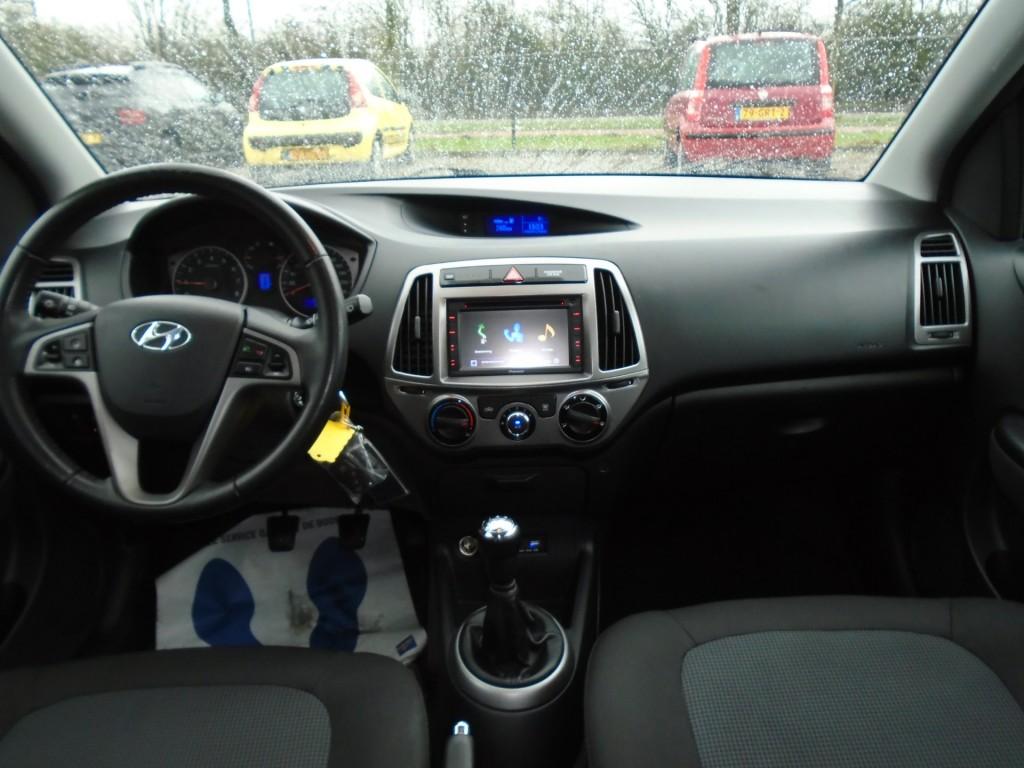 Hyundai I 20 1.2i i-deal
